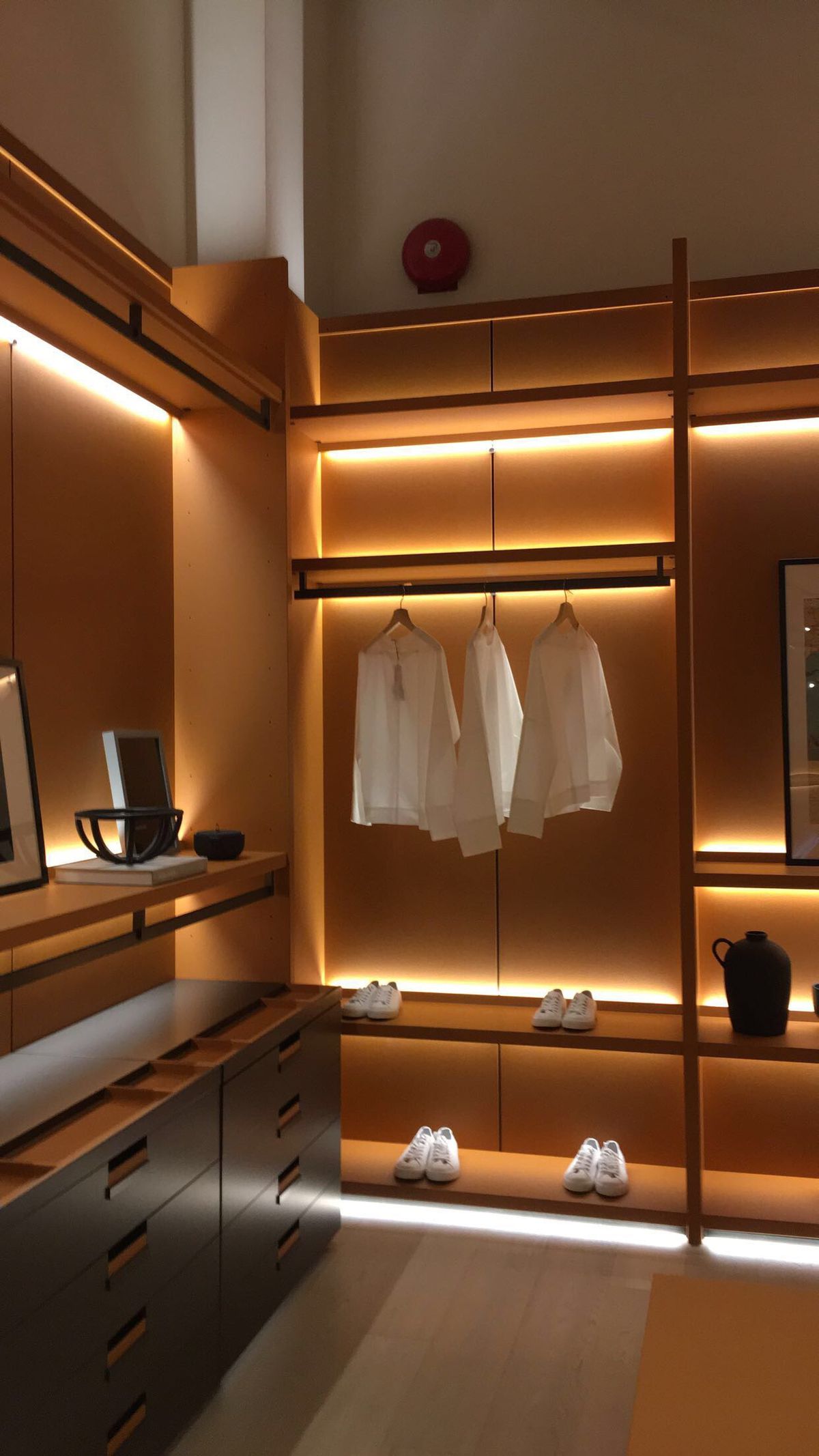 luxury of access 6